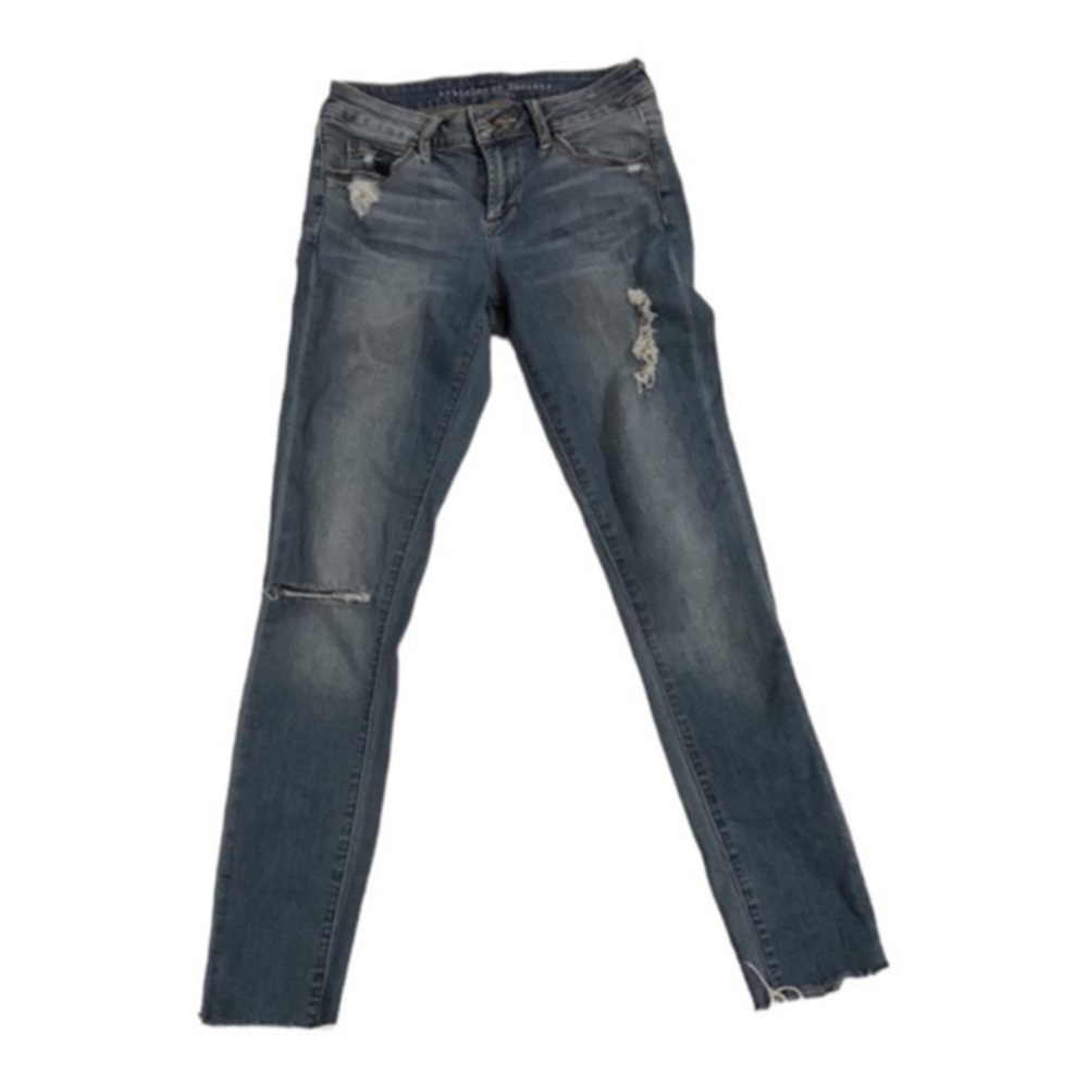Woman’s Articles of society distressed jeans size 24